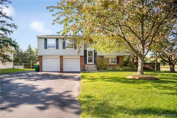 5300 Greenview Drive, Lockport, NY 14094