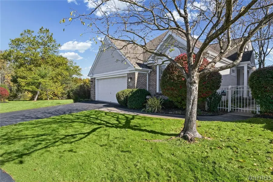25 Brookins Green Drive, Orchard Park, NY 14127 - #3