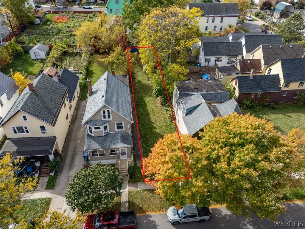 192 15th Street, Buffalo, NY 14213 - #1