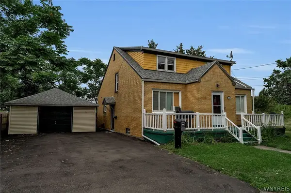 108 Pinehurst Avenue, Cheektowaga, NY 14225
