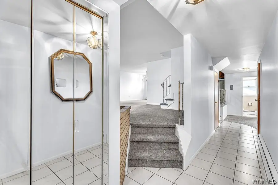 71 Ayrault Drive, Buffalo, NY 14228 - #3