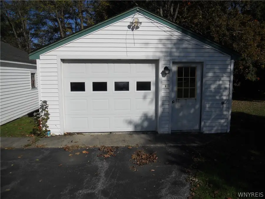 17 Union Street, Le Roy, NY 14482 - #2