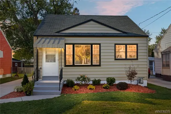 38 Riverview Place, Buffalo, NY 14210
