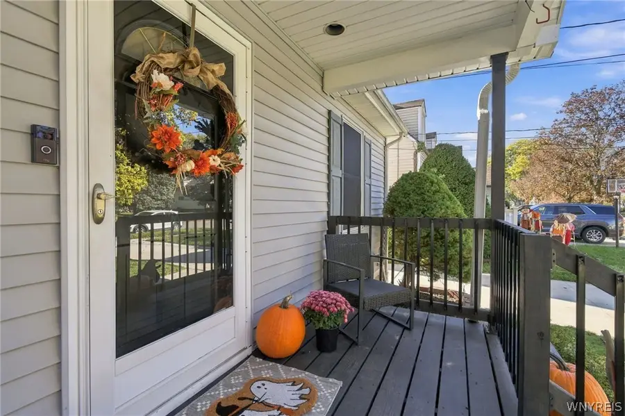 191 Rumbold Ave, North Tonawanda, NY 14120 - #3