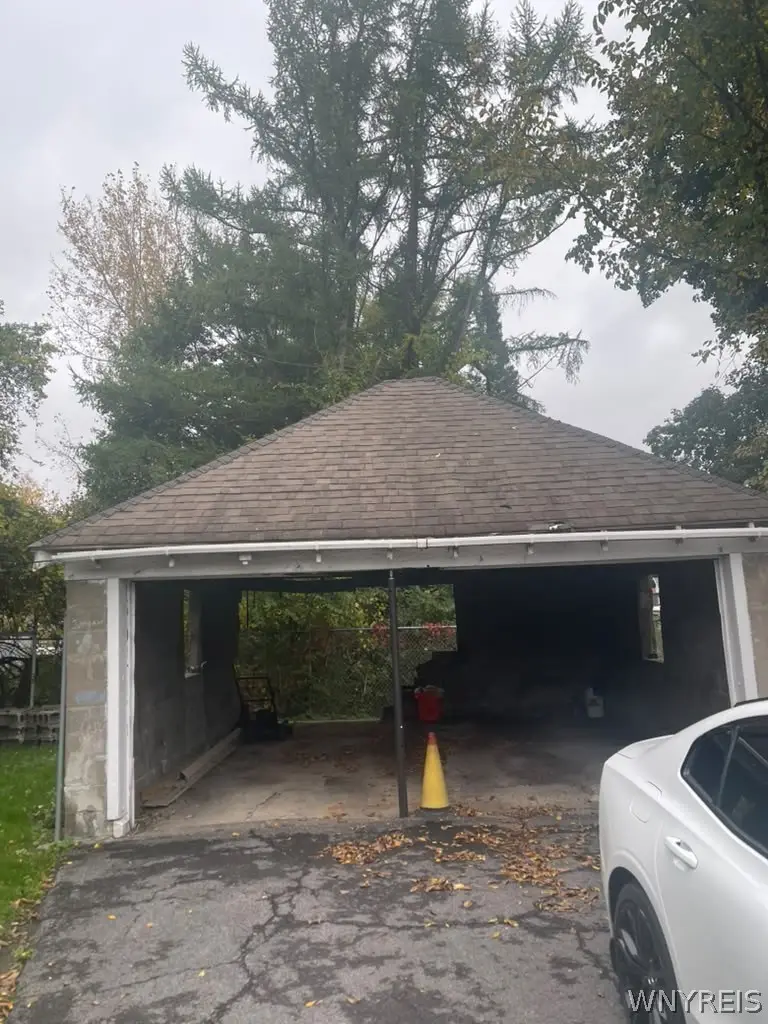 1306 Oriskany Street W, Utica, NY 13502 - #3