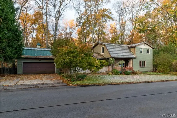 1025 Sweet Road, East Aurora, NY 14052