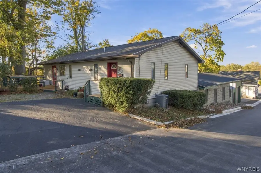 4920 Academy Street, Clarence, NY 14031 - #3