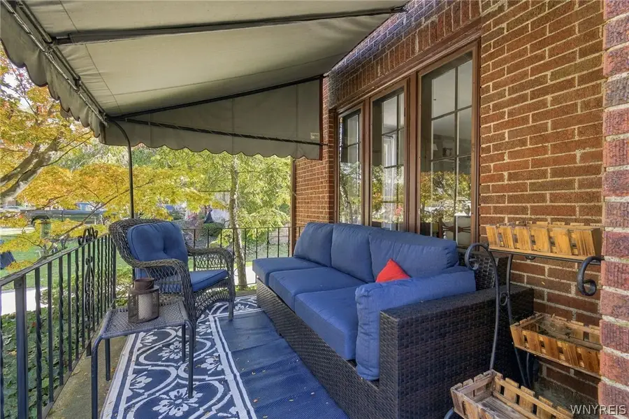 211 Deerhurst Park Boulevard, Buffalo, NY 14217 - #3