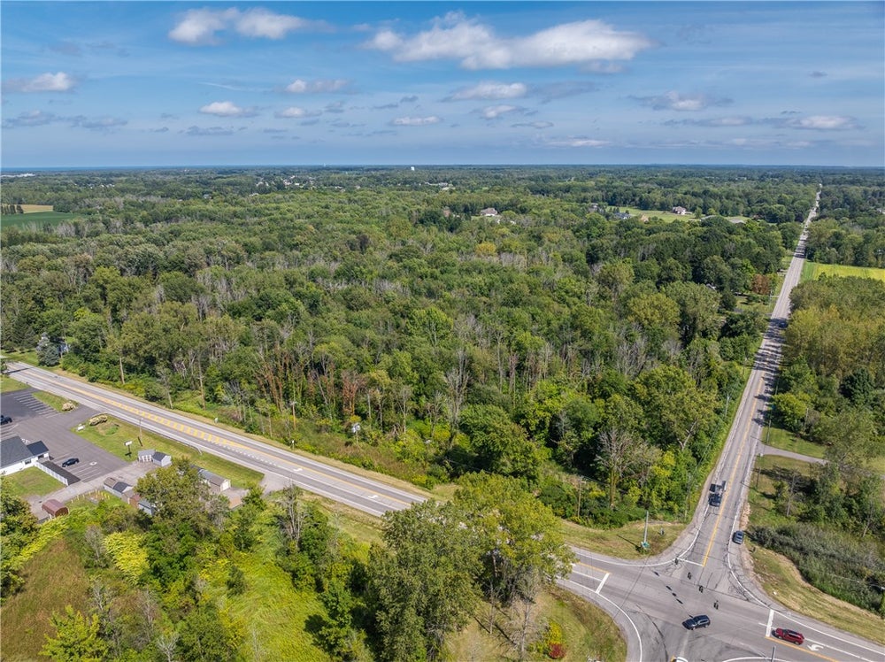 1330 Fairport Nine Mile Point Road, ster, NY 14580 ERA