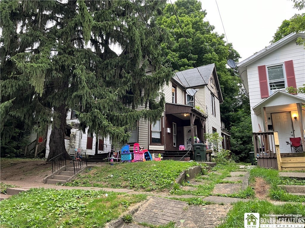 214 Fulton Street, Jamestown, NY 14701 - ERA