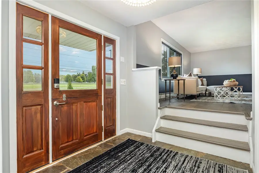 1331 Whitney Rd E, Fairport, NY 14450 - Image #3