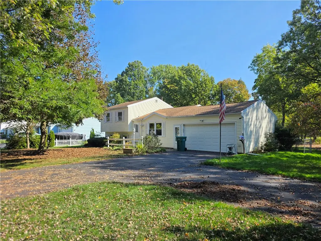 36 Hartwood Drive, Rochester, NY 14623 - Image #1