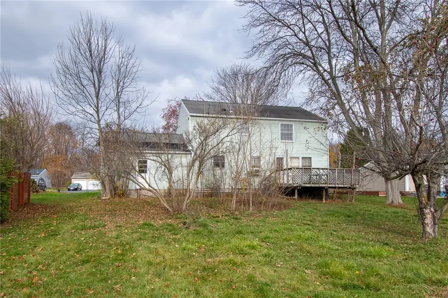 72 Thistlewood Lane, Spencerport, NY 14559 - Image #2