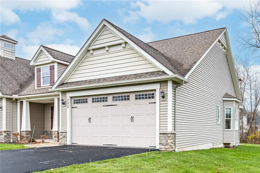 292 Carriage Path Court, Webster, NY 14580 - Image #3