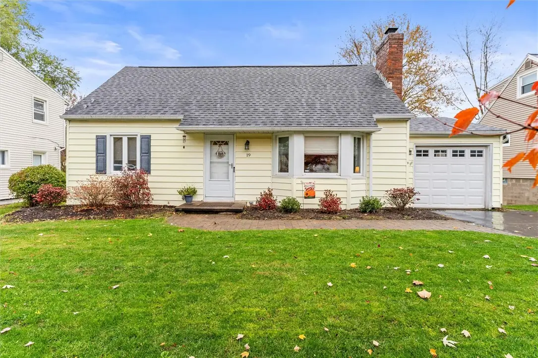 19 Homestead Drive, Fairport, NY 14450 - Image #1