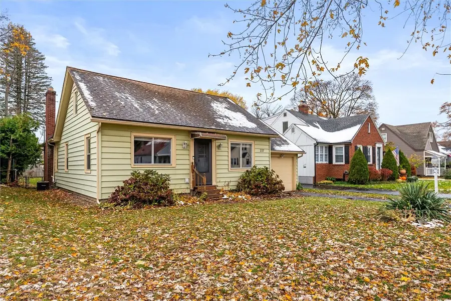 227 Walzer Road, Rochester, NY 14622 - Image #2