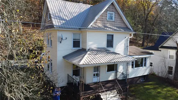 84 Peas Eddy Road, Hancock, NY 13783