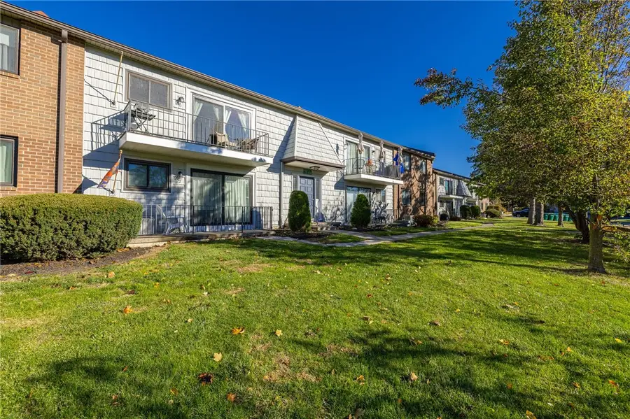 15 Great Wood Court #6, Fairport, NY 14450 - Image #2