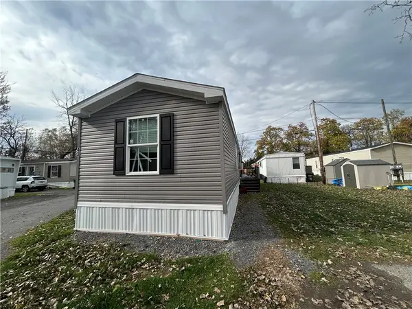 3260 State Route 364, Canandaigua, NY 14424