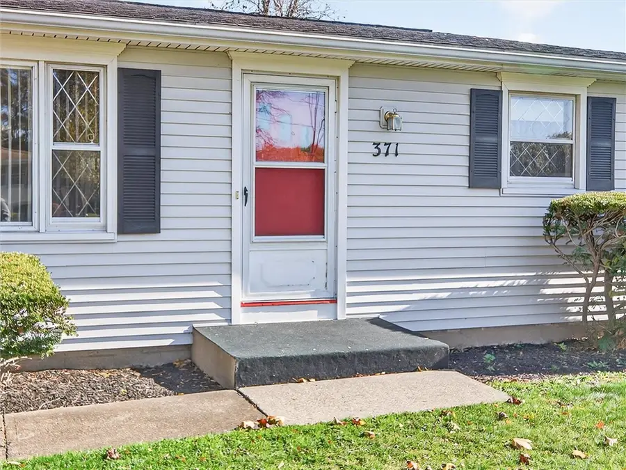 371 Mount Ridge Circle, Rochester, NY 14616 - Image #3