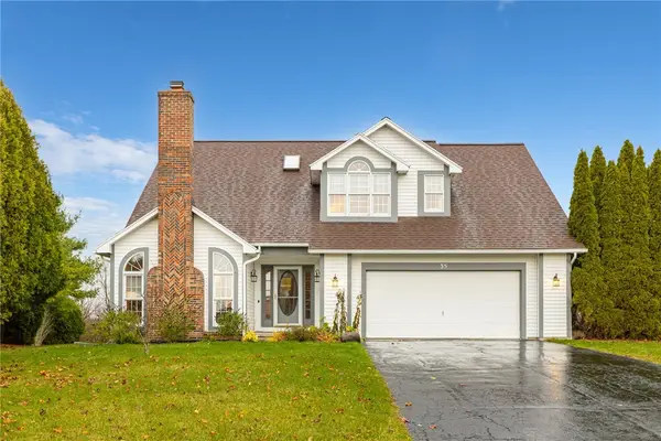 35 Cassandra Circle, Churchville, NY 14428