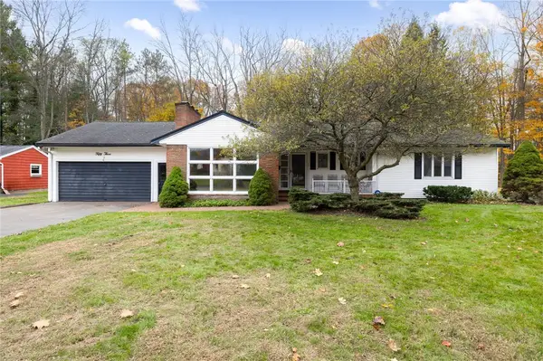 53 Pleasant Way, Penfield, NY 14526