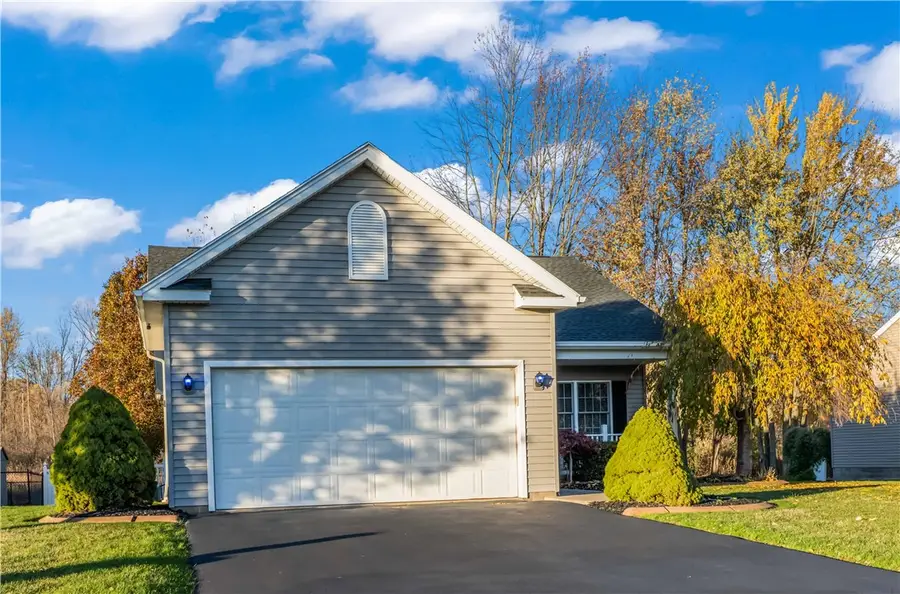 13 Ashview Drive, North Chili, NY 14514 - Image #2