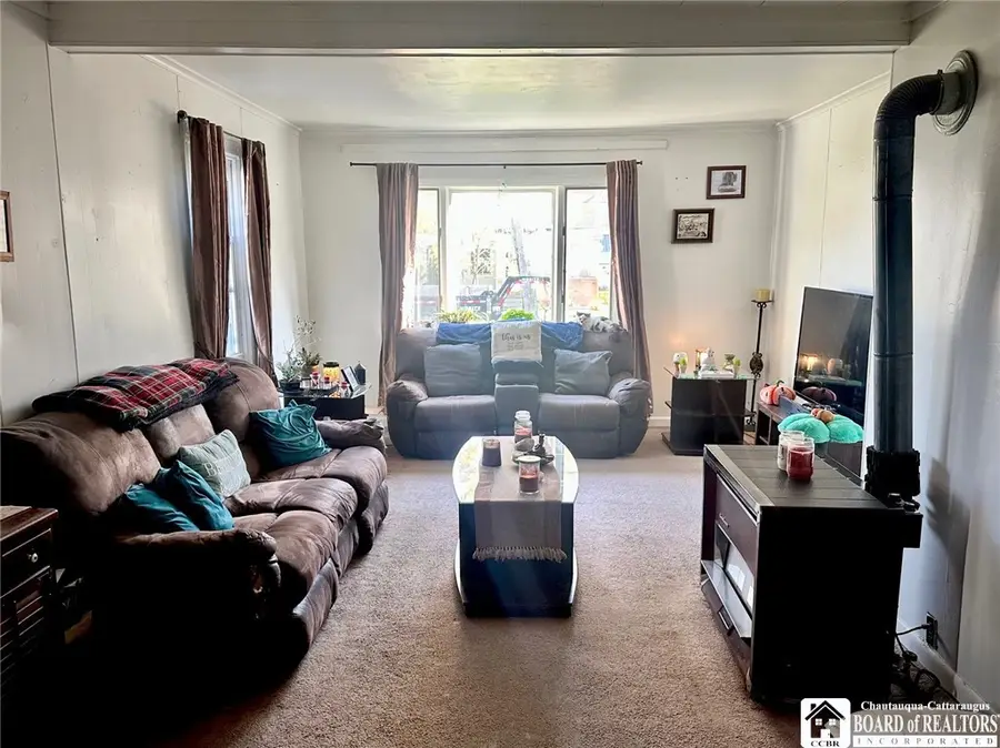 17 Christy Street, Silver Creek, NY 14136 - Image #3