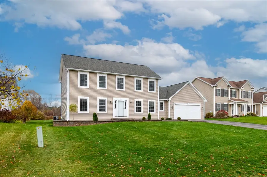 842 Bannerwood Drive, Ontario, NY 14519 - Image #2