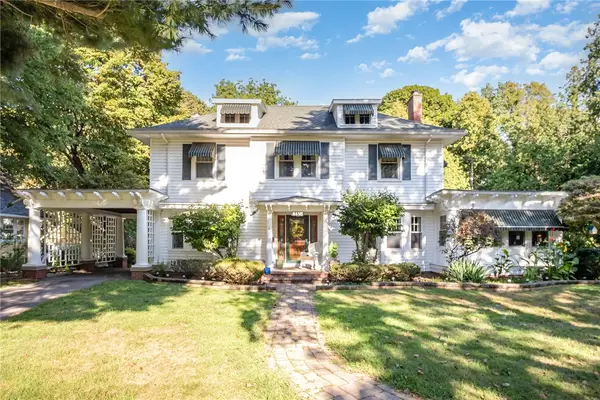 4430 Saint Paul Boulevard, Rochester, NY 14617