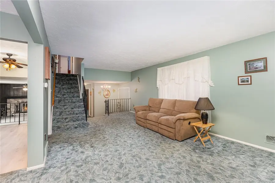 28 Venice Circle, Rochester, NY 14609 - Image #3