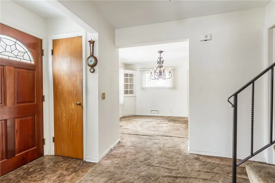 35 Oakcrest Drive, Rochester, NY 14617 - Image #2