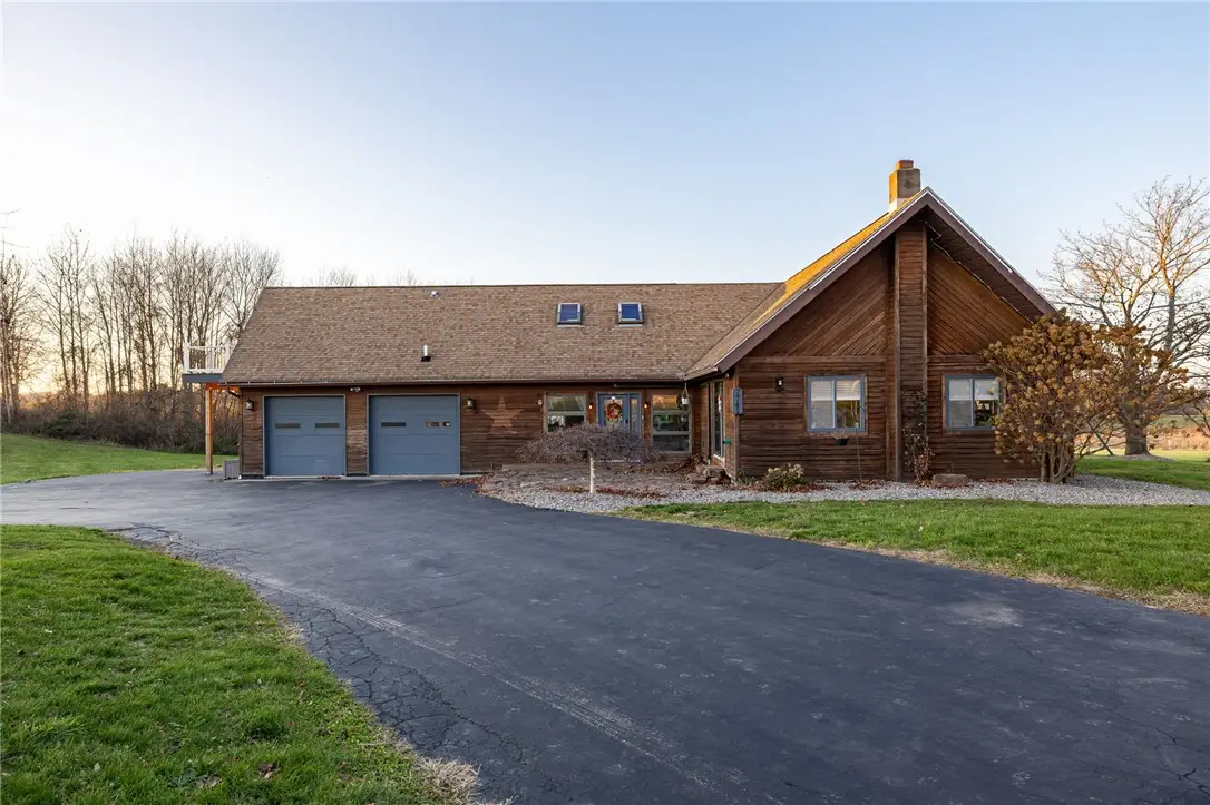 7741 Bear Swamp Road, Williamson, NY 14589 - Image #1