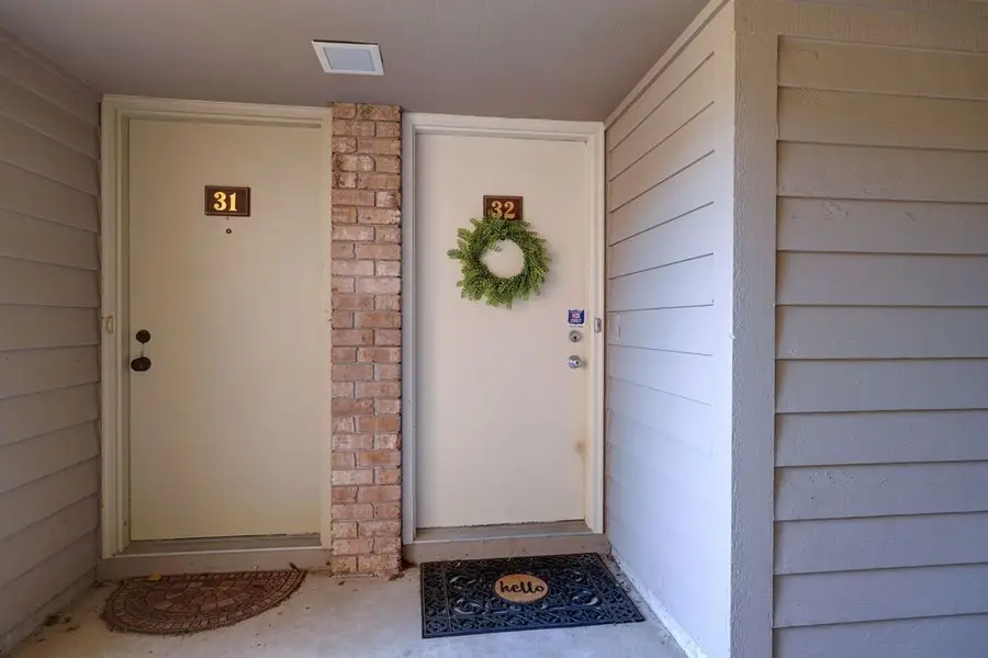 32 Wood Creek Drive, Pittsford, NY 14534 - Image #3