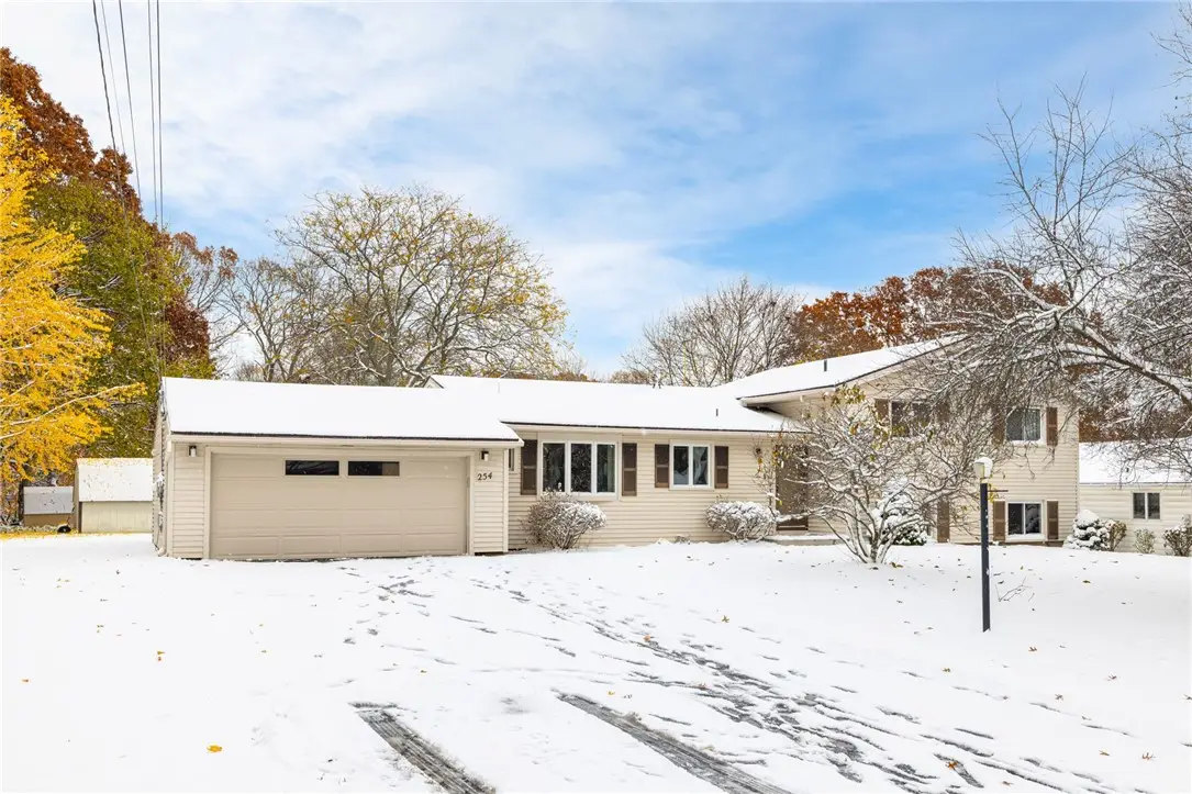 254 Parkview Drive, Rochester, NY 14625 - Image #1