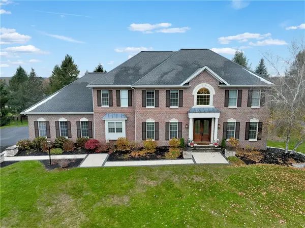 9 Lusk Farm Circle, Pittsford, NY 14534