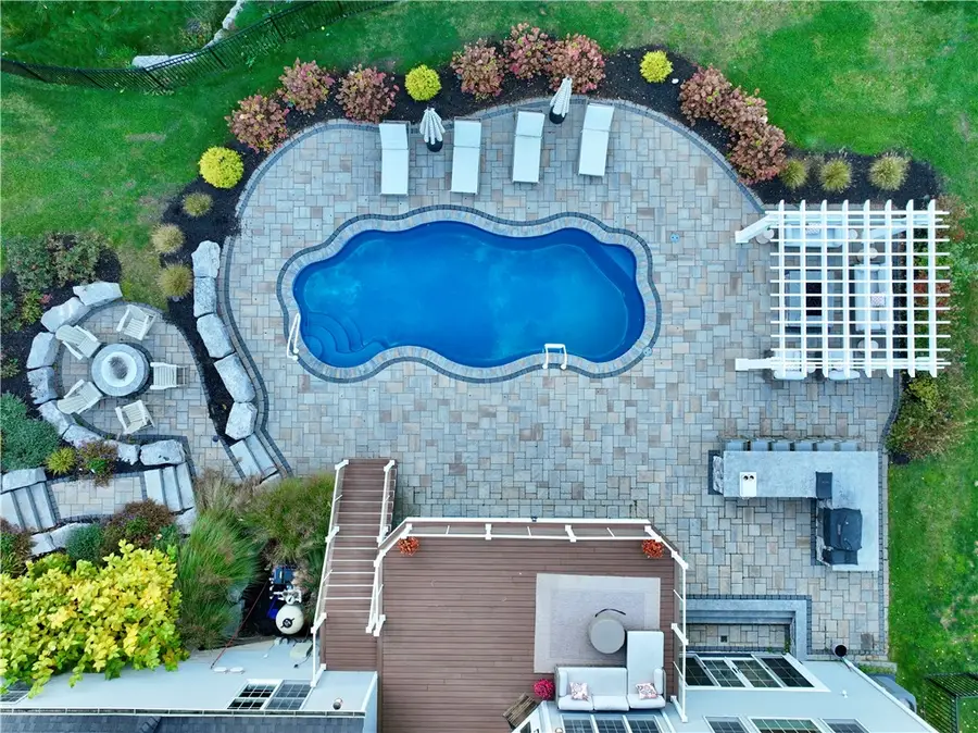 9 Lusk Farm Circle, Pittsford, NY 14534 - Image #3