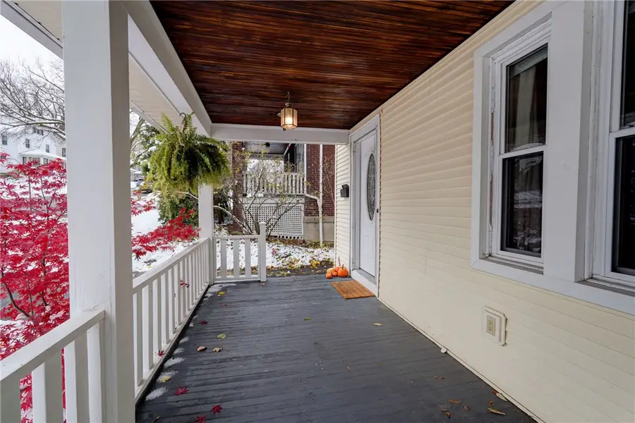 134 Wyndham Road, Rochester, NY 14612 - Image #2