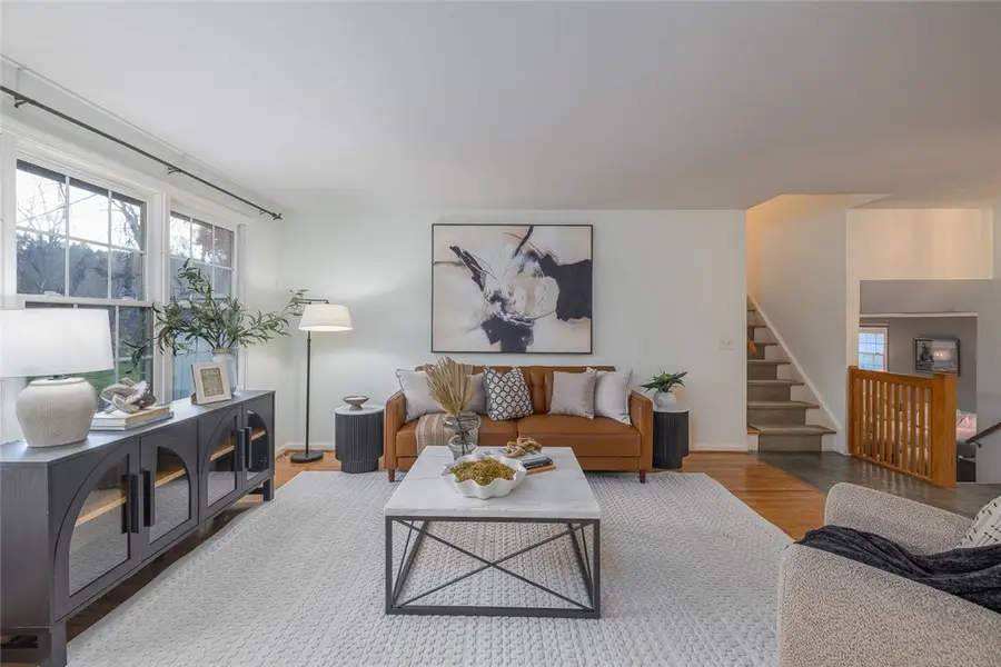 40 Windrush Valley Road, Fairport, NY 14450 - Image #2