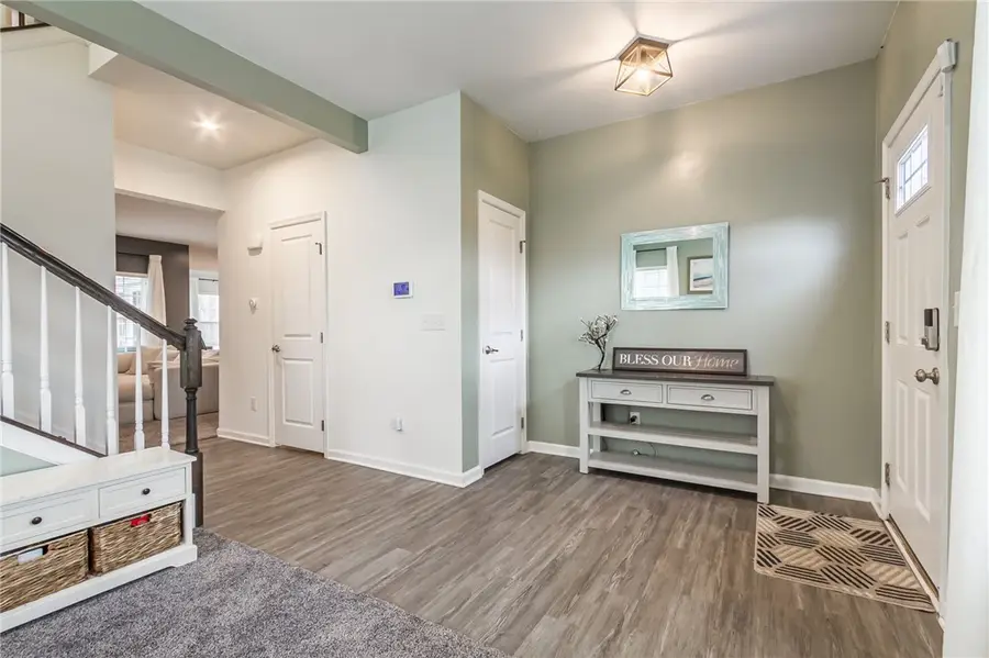 5861 Tweed Trail, Farmington, NY 14425 - Image #2