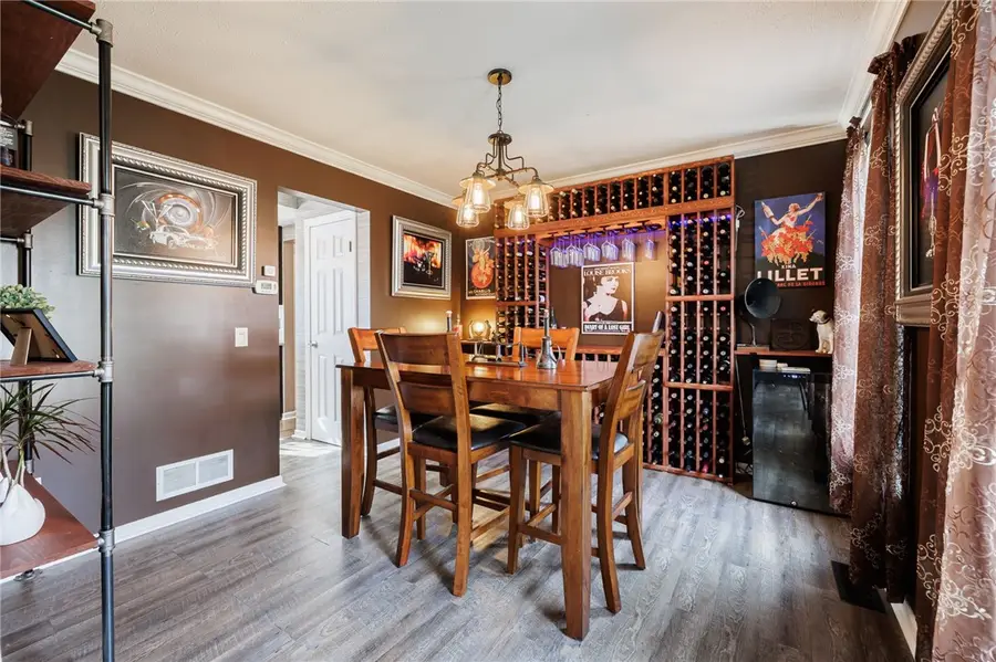 6195 Fawn Meadow Street, Farmington, NY 14425 - Image #2