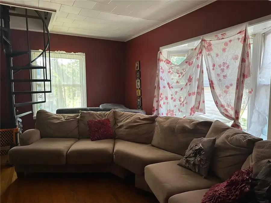 26-28 Lakeview Terrace, Rochester, NY 14613 - Image #3