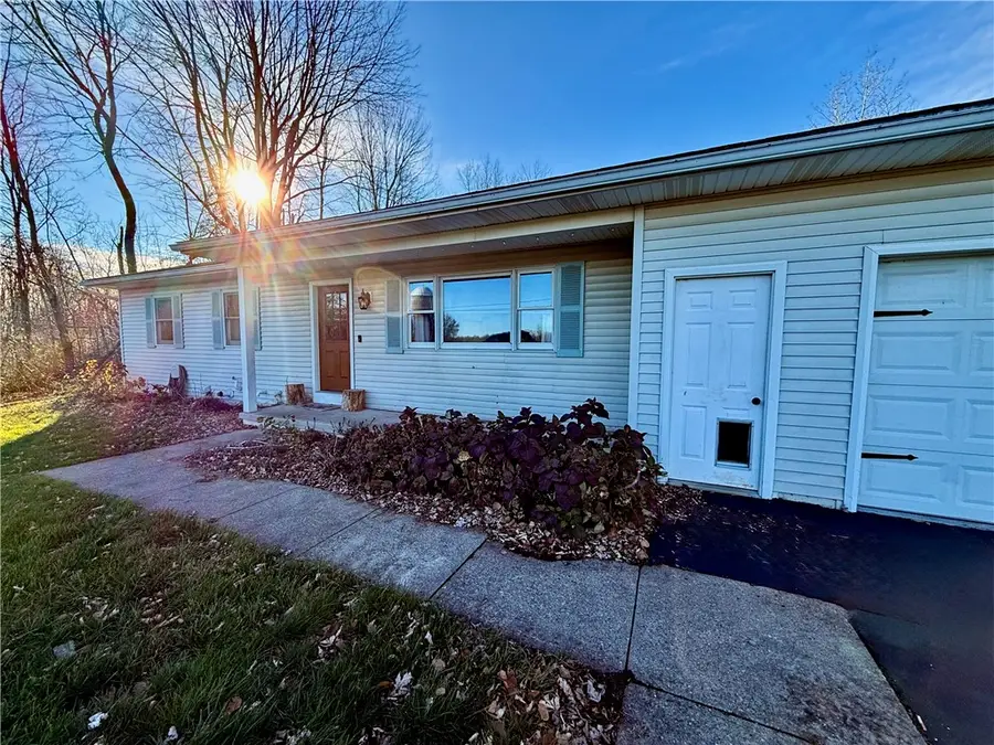 4735 Farnsworth Road, Marion, NY 14505 - Image #2