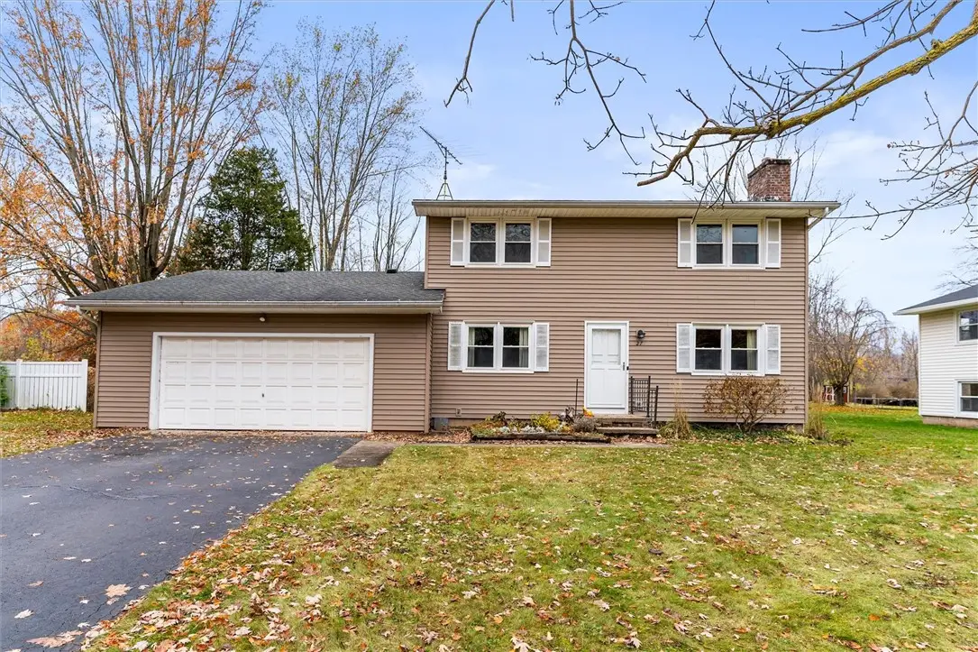27 Cherry Drive, Brockport, NY 14420 - Image #1