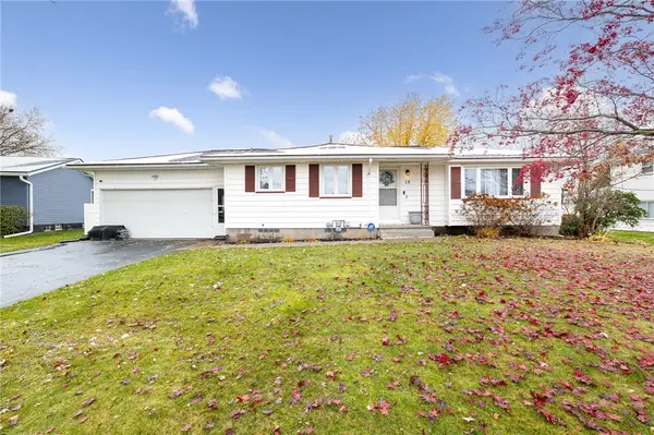 15 Kennedy Circle, Rochester, NY 14609