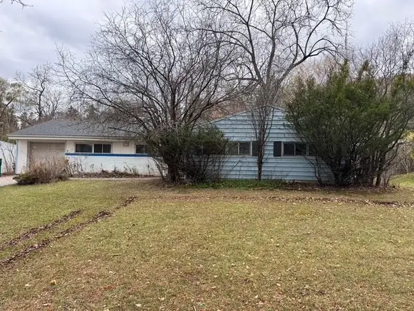 69 Hemingway Drive, Rochester, NY 14620