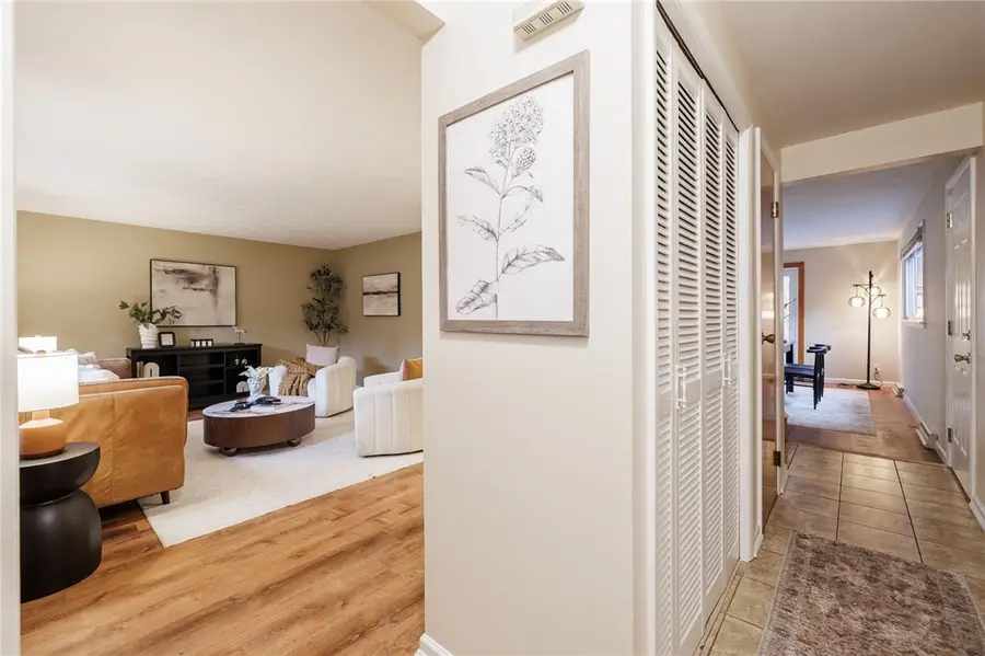 42 Tahoe Drive, Greece, NY 14616 - Image #2