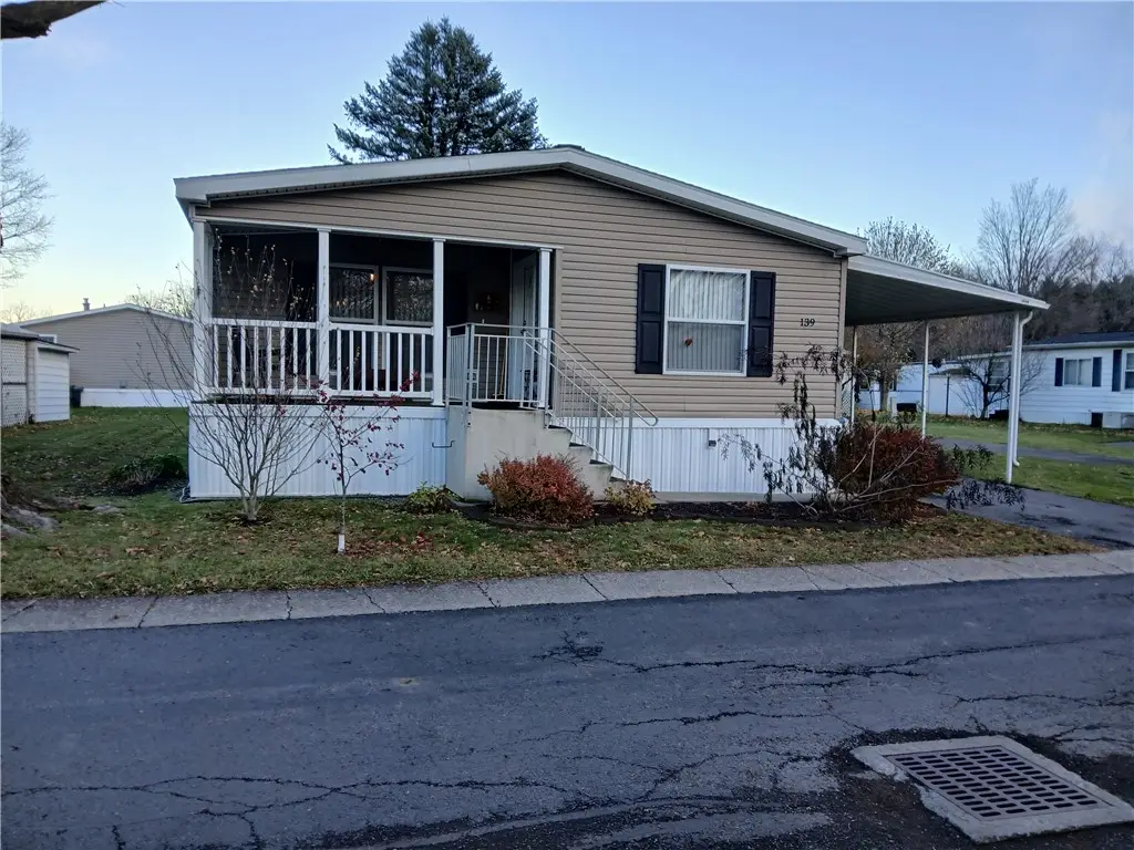 139 Cayuga Way, Manchester, NY 14504 - Image #1