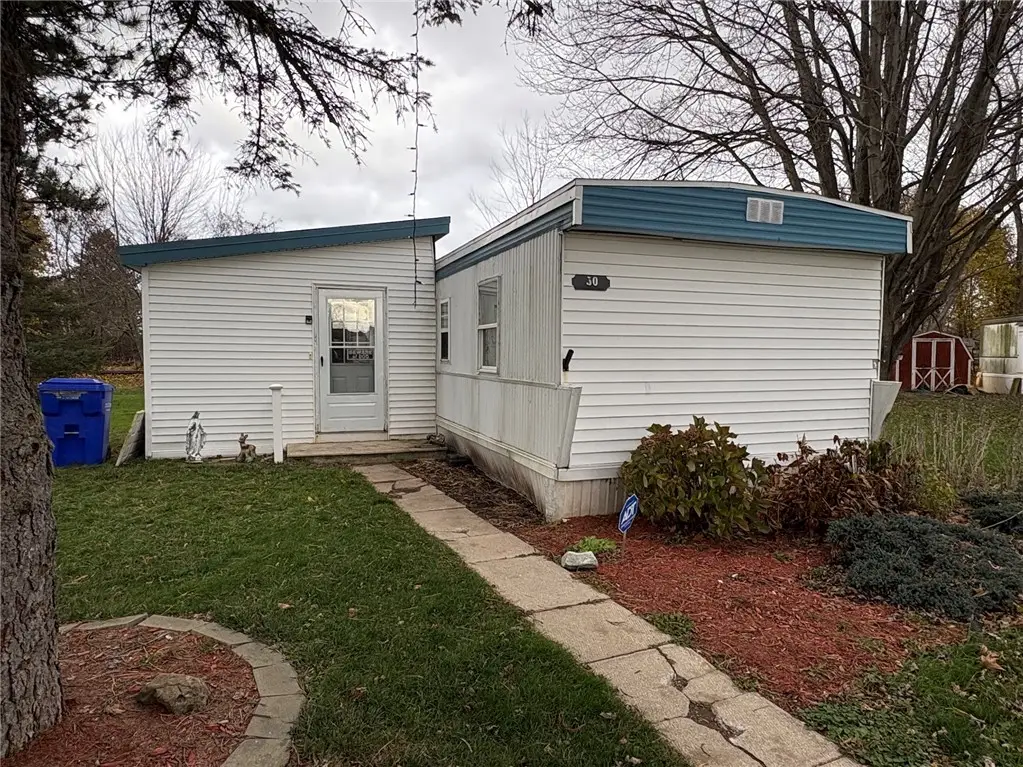 50 Sandy Brook Dr, Hamlin, NY 14464 - Image #1