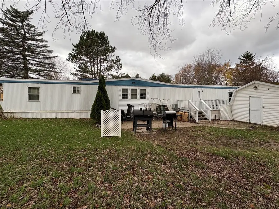 50 Sandy Brook Dr, Hamlin, NY 14464 - Image #2